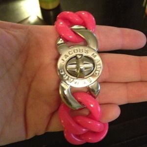 Marc Jacobs turnlock bracelet