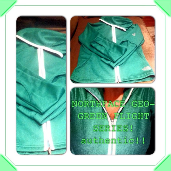 The North Face ZipUp Hoodie!