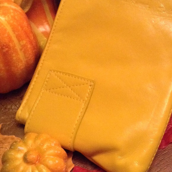 ✌️SOLD👏 - Picture 3 of 4