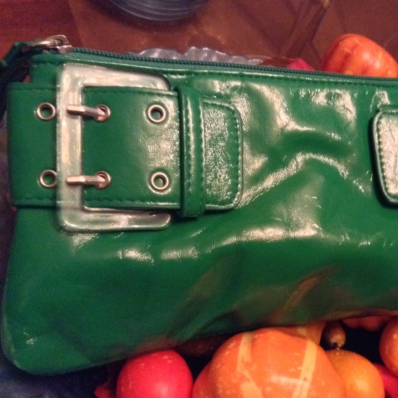 GREEN WALLET♥️♥️♥️SOLD♥️♥️ - Picture 4 of 4