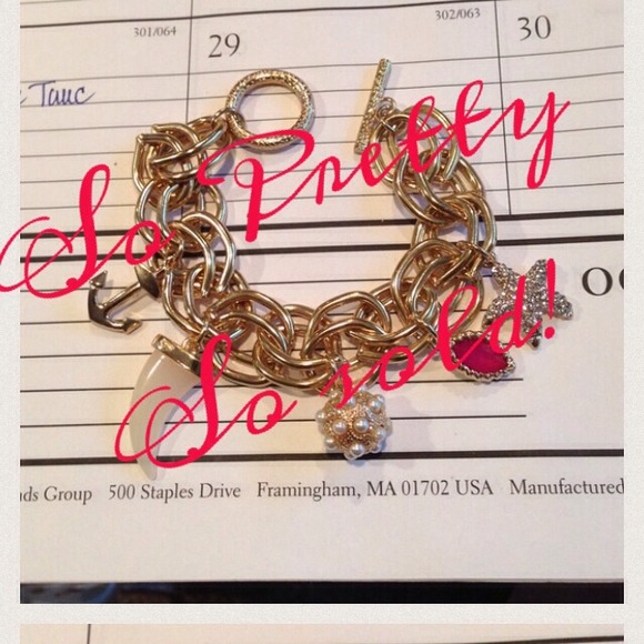 Nautical Bracelet in Gold Tone w/charms