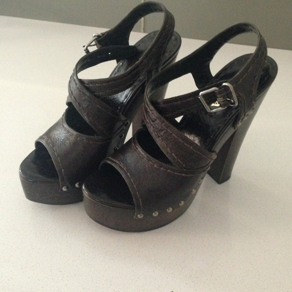 Prada Militaire Clogs! Barely worn! 7.5