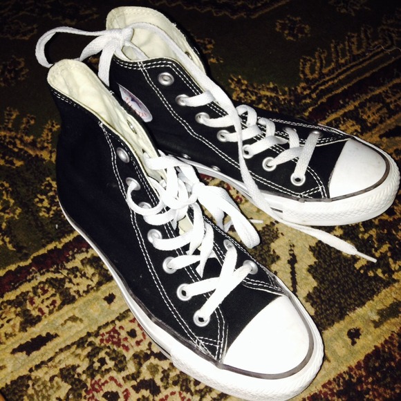 Black converse high top