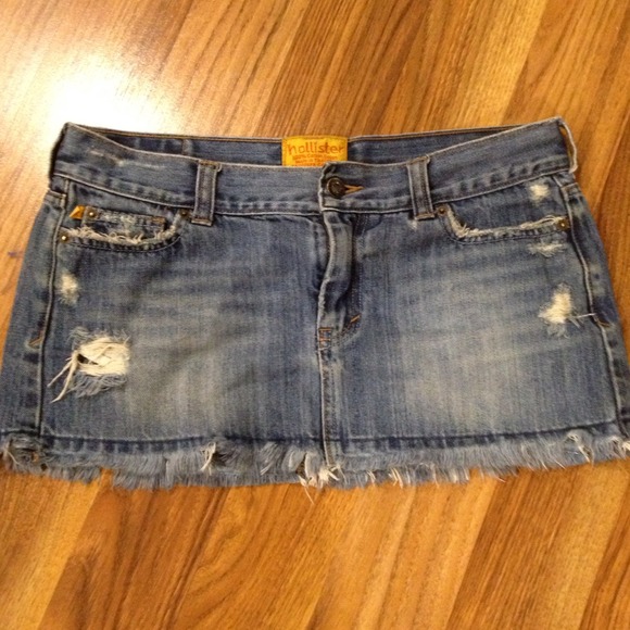 Hollister jean skirt ....reduced!