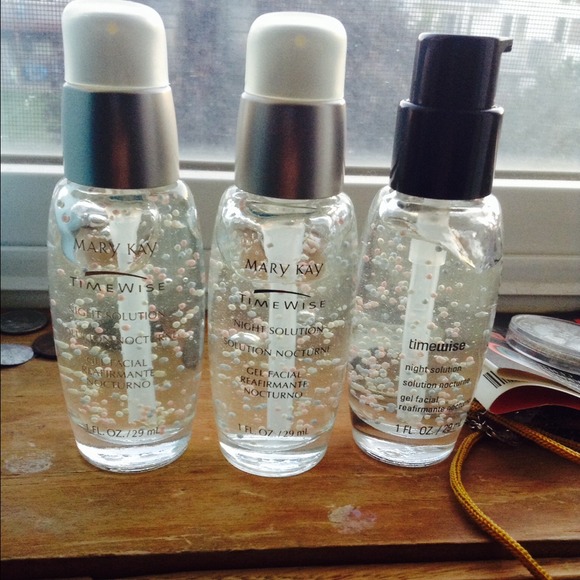 Mary Kay time wise solution bundle - Picture 2 of 2