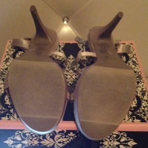 Extra Photos: Steve Madden Crystal Heels