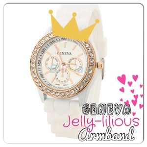 SOLD GENEVA CRYSTAL GOLDEN WRIST WATCH(WHITE).
