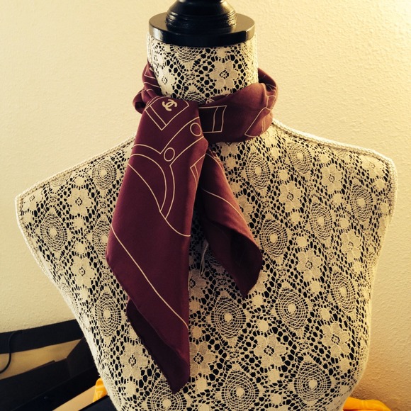 Auth Chanel square scarf purse-tie Classic flap - Picture 4 of 4