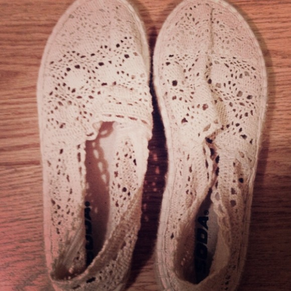 Cute SODA crochet cotton like flats