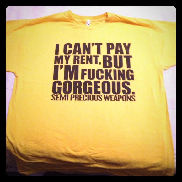 Tops - ⬇REDUCED⬇Concert Tee 💛