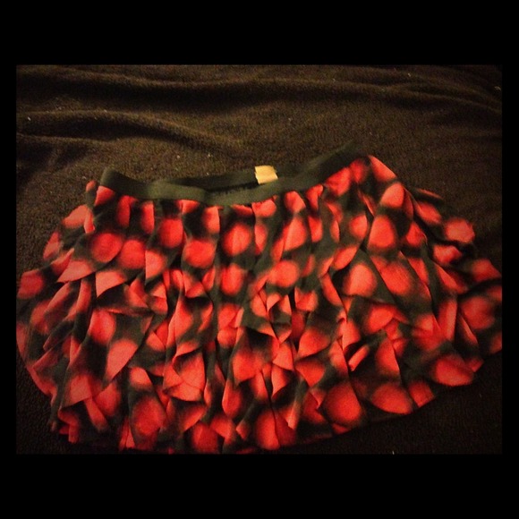 Sexy princess by Vera wang skirt