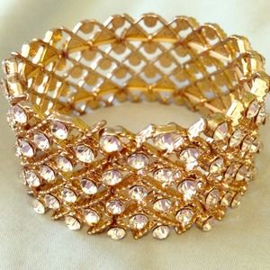 Gold diamond bracelet