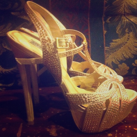 Golden high heel