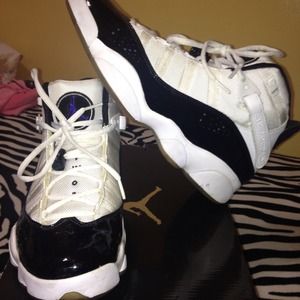 X sold X. Jordan six rings