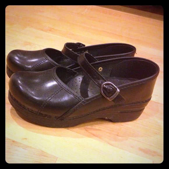 Black Dansko Mary Jane clogs