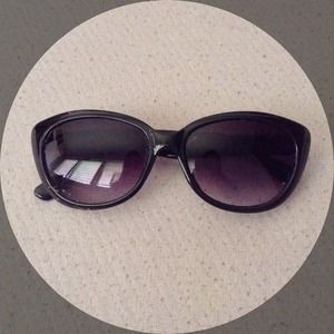 Steve Madden Sunglasses