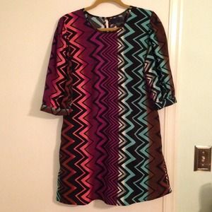 MULTICOLORED VERTICAL CHEVRON SHIFT DRESS
