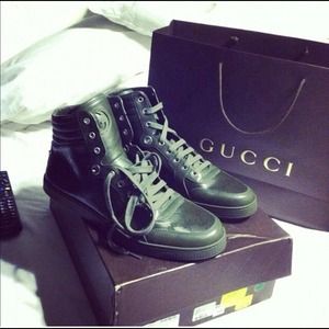 Authentic Gucci Sneakers (olive green)