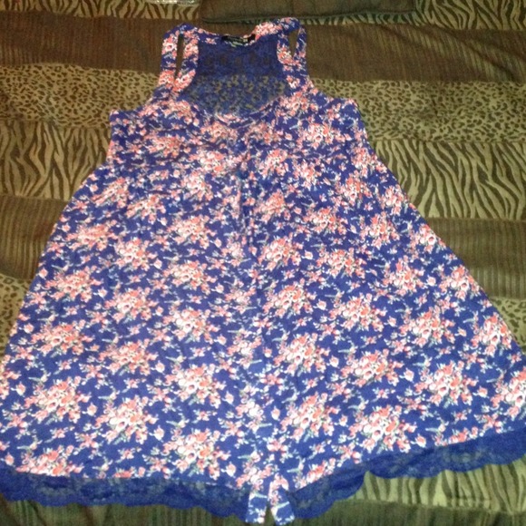 DRESS👗🎀 - Picture 4 of 4
