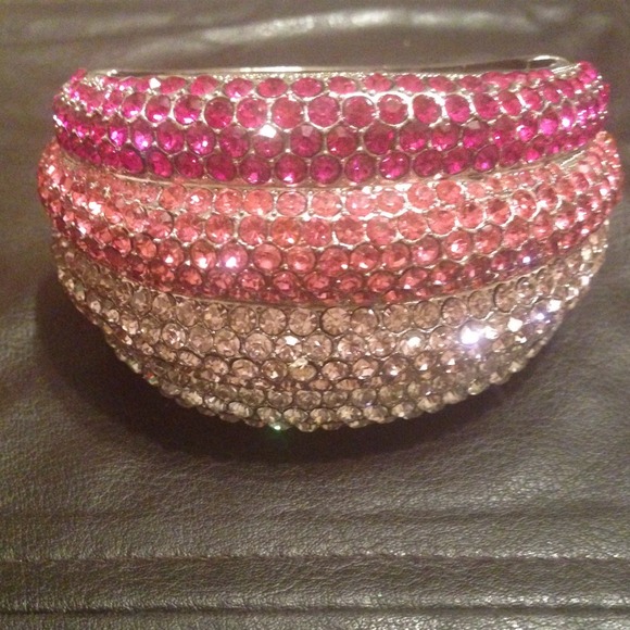 Sold - Picture 2 of 4