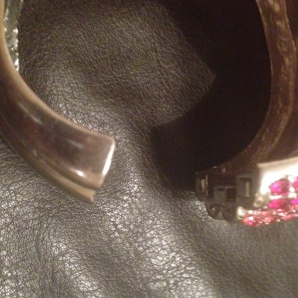 Sold - Picture 3 of 4