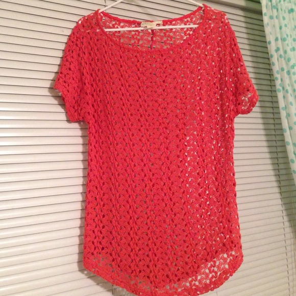 Staring at stars coral tunic size small