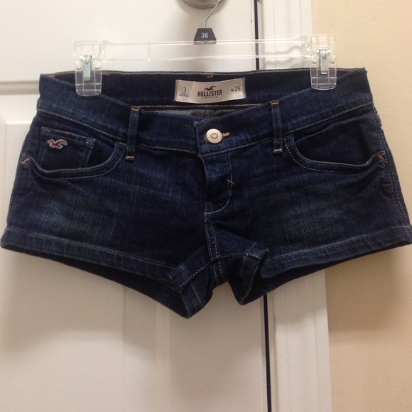 Hollister Jean Shorts Size 3 or Waist 26"
