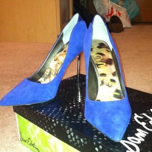 Sam Edelman blue pumps