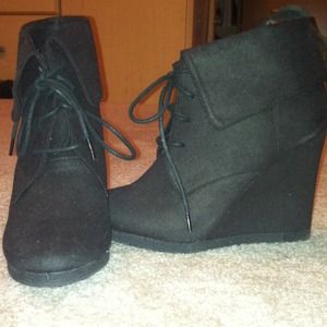 Lace up ankle booties