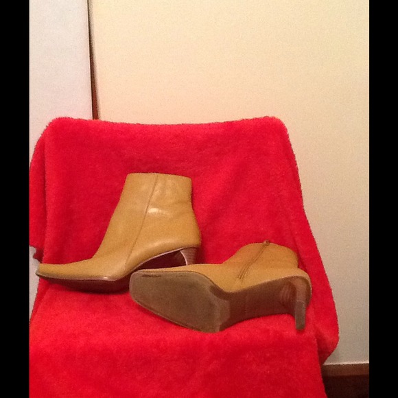 White mountain,ankle boots - Picture 3 of 4
