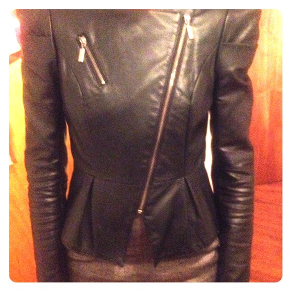 Black raven shoulder  leather jacket