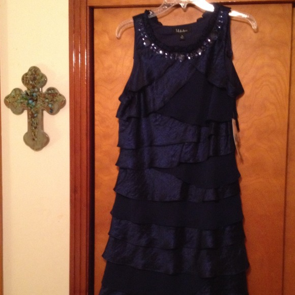 Beaded dress - Picture 3 of 4