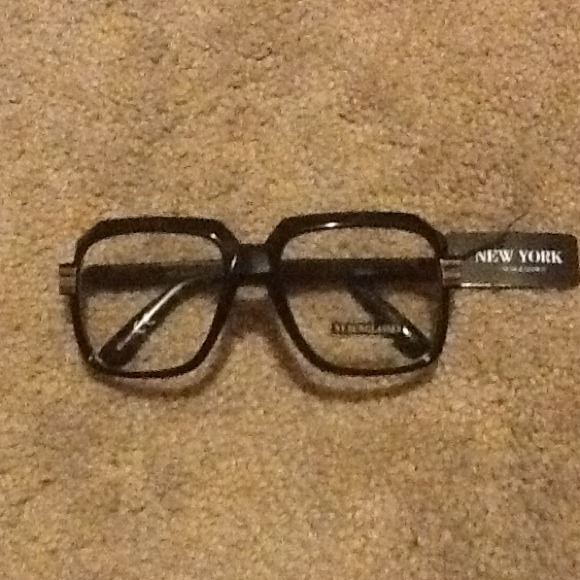 Glasses with clear lens