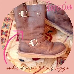 Hold! Authentic Ugg winter boots