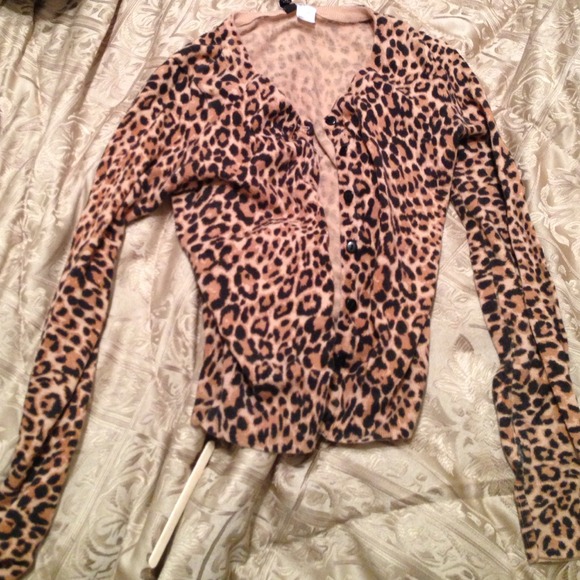 Cheetah printed cardigan