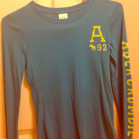 Long sleeve Abercrombie and Fitch shirt