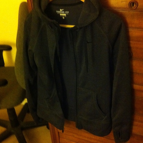 Nike sweater