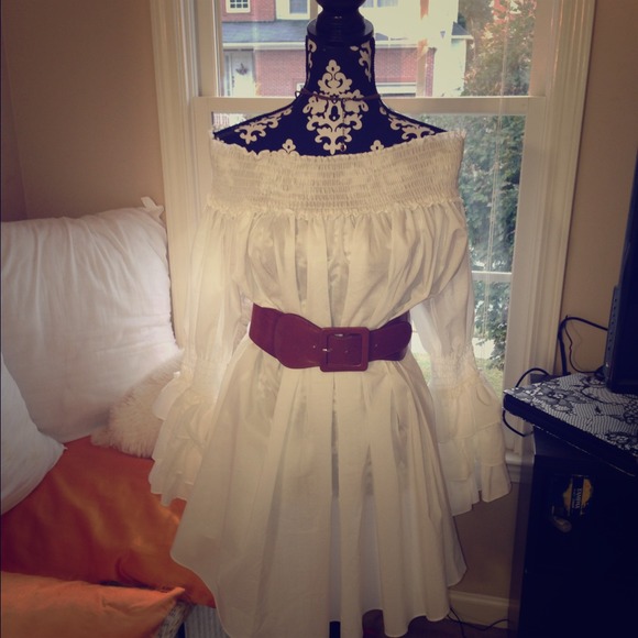 Beautiful off the shoulder dress!! NWOT