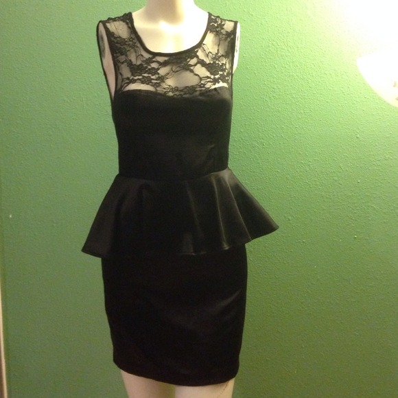 Laced Open Back Peplum Dress - Picture 1 of 3