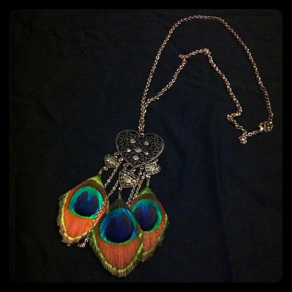 🚫SOLD%🚫BUNDLED%% Peacock feather necklace