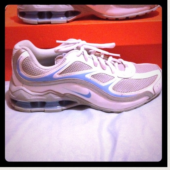 nike running shoes