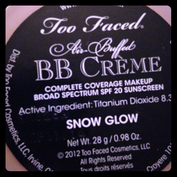 🎉SOLD🎉 TOO FACED Air Buffed BB Crème - Picture 1 of 3