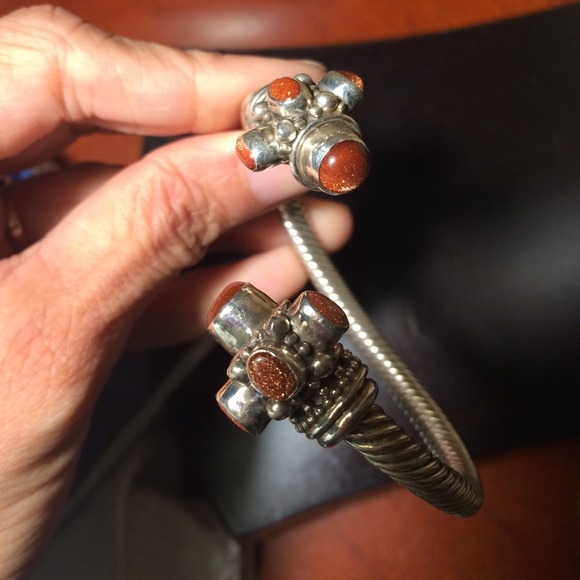 Bracelet - Picture 3 of 4