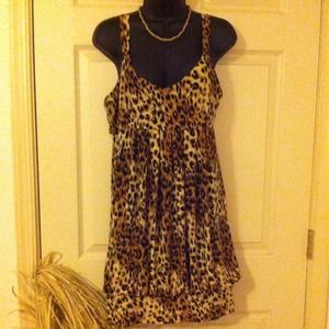Sleeveless animal print dress