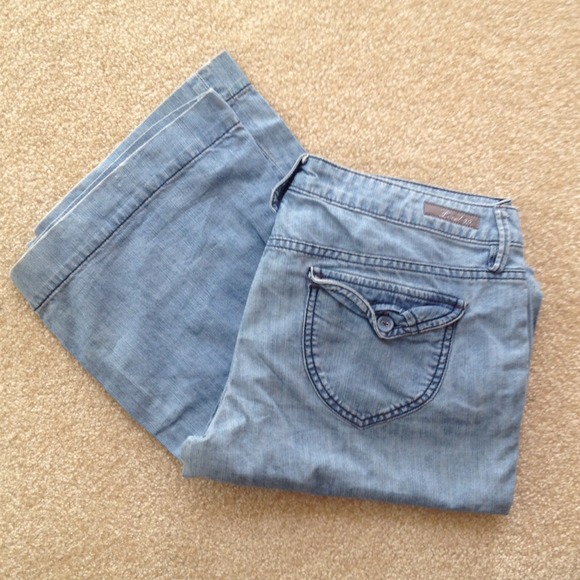 Anthropologie Jeans - πHOST PICKπ Anthro Wide Leg Jeans Anthropologie Jeans - πHOST PICKπ Anthro Wide Leg Jeans