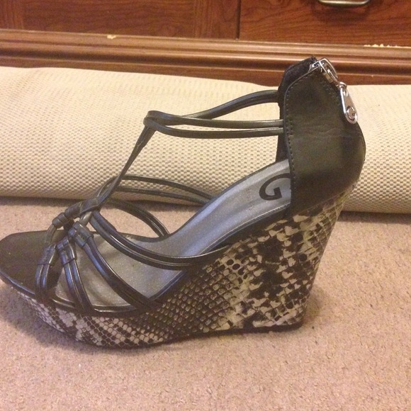 Open toe wedges - Picture 2 of 3