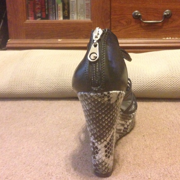 Open toe wedges - Picture 3 of 3