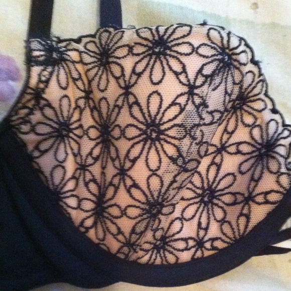 Bra - Picture 2 of 2