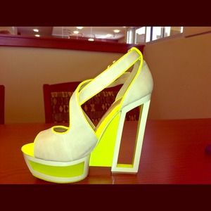 ✨🎉HOST PICK 11/23/13🎉EXTREME✨ by Eddie Marc