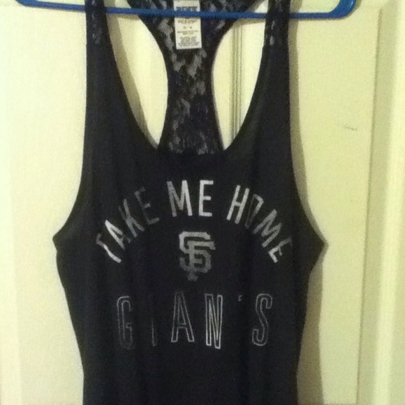 NWOT! VS Pink MLB SF Giants razorback tank